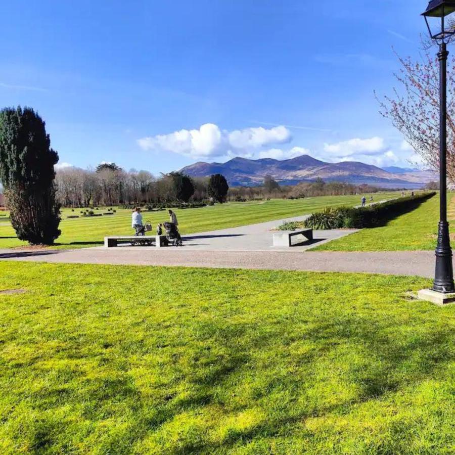 Spacious 2 Bedroom Apartment In Killarney Buitenkant foto